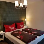 Appartementhaus Zraunig Daire Flattach