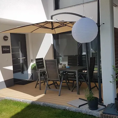 Appartementhaus Zraunig Flattach